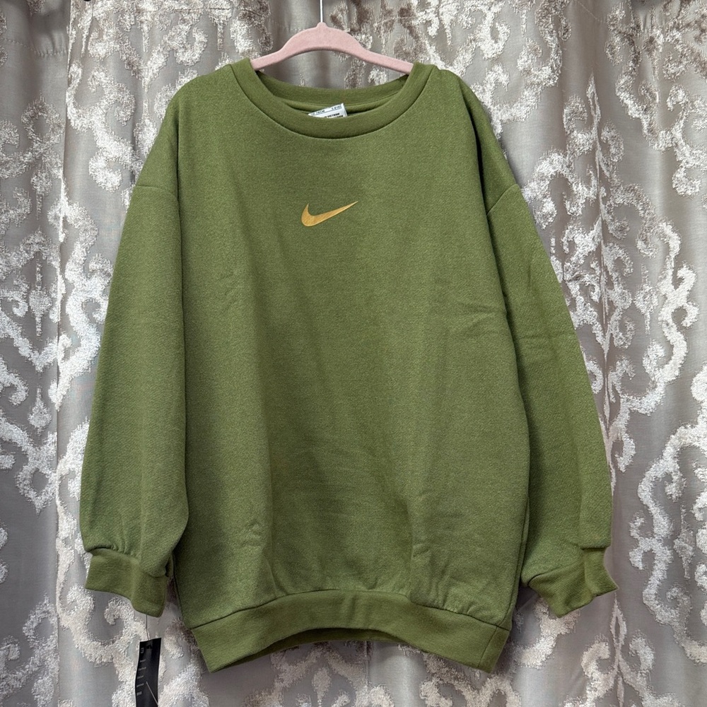 Nike Green Pullover with Gold Logo Size 6